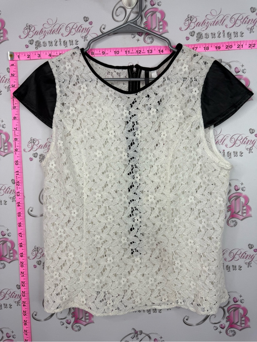 Kensie tshirt Lacie White Lace Cap Sleeve Top with Black Trim